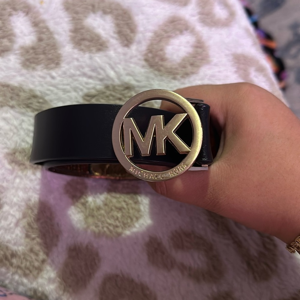 Micheal Kors belt